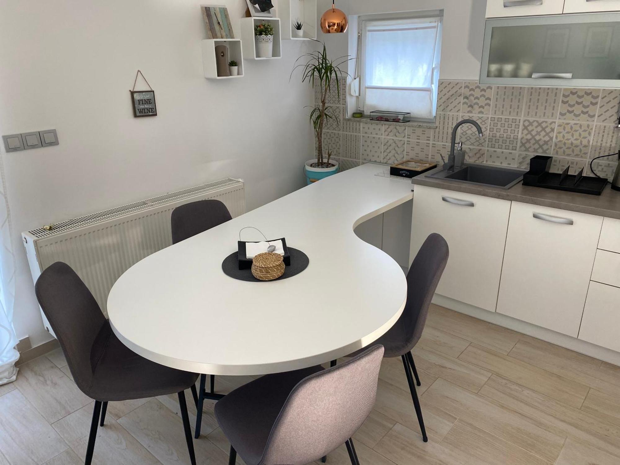 Aqua - Tuhelj - Land Apartment Тухелске Топлице Екстериор снимка